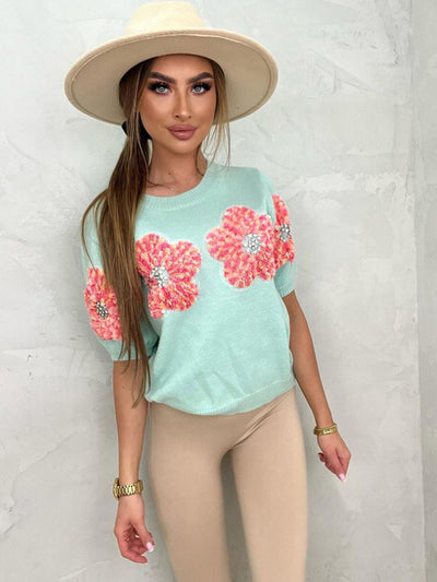 New contrasting flower sweet pink round neck short-sleeved sweater